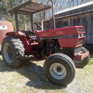 Case IH | Case IH Tractor 685 3551 Hours