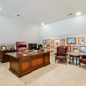 Office | 56 Harbor Point  Lebanon TN