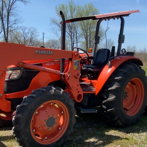 Kubota M7040 Tractor | Kubota M7040 TractorLA1153 Front LoaderBush Hog 296