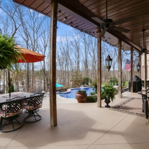 Walk Out Patio | 1556 Berea Church Rd  Lebanon TN