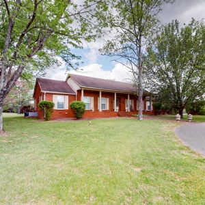 528 Crowell Lane  Lebanon TN
