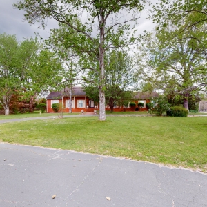528 Crowell Lane  Lebanon TN