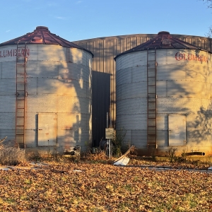 Grain Silo | Columbian 37 Red Top Grain Silo 18' x 20'