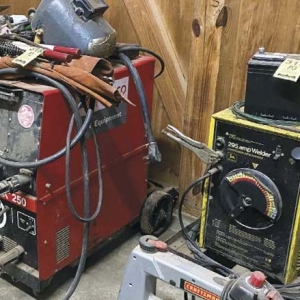 Welders | John Deere 295 Amp WelderAirco Welder