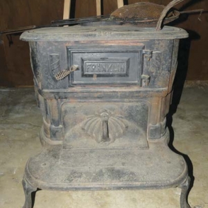 Wood Stove | Antique Franklin 288 Wood Burning Stove
