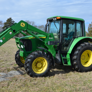 John Deere 6120  w 640 Loader | John Deere 6120 Cab 4 Wheel Drive with 640 Loader 2276 Hours