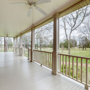 Executive Home | 3160 Hartsville Pike  Lebanon TN