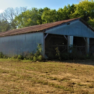 Pole Barn | Hartsville Pike Absolute AuctionTract 9 with 2 barns  5.12 acres1800 sf Five Bay Barn  2400 sf Pole Barn