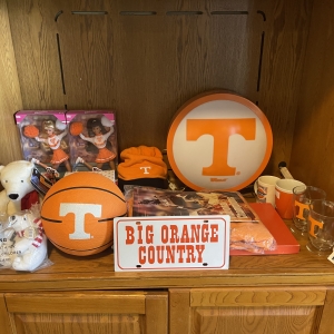 UT VOL Collectibles | 213 Knob Rd  Lebanon TN