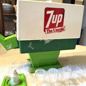 7Up | 7Up Dispenser  Rare