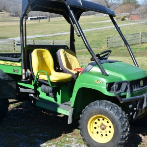 John Deere Gator