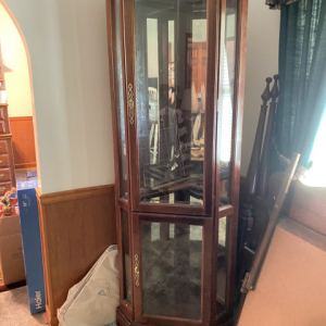 Corner Curio Cabinet | Corner Curio Cabinet