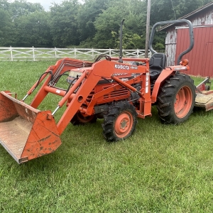 Kubota L2500 | Kubota L2500 6400 4wd LB400 Loader