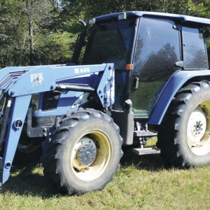 New Holland TL90A | New Holland TL90A w Bush Hog 446 Loader 4x4 4,200 hours