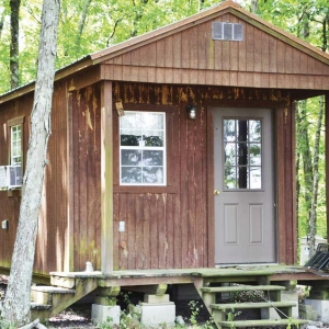 1285 Sugar Flat Rd  Lebanon TN | Hunting Cabin
