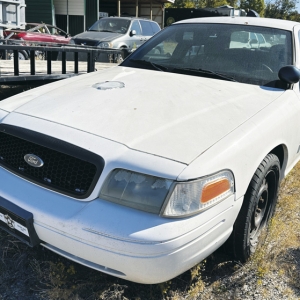 Ford Crown Vic