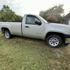 2011 GMC Sierra | 2011 GMC Sierra 174,000 miles4.3 Liter Automatic