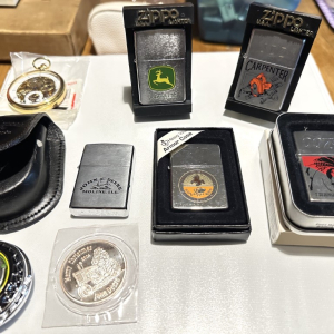 15ZippoLighterCollectionMedium