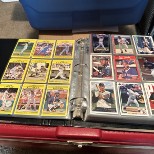 BaseballFootballTradingCards19Medium