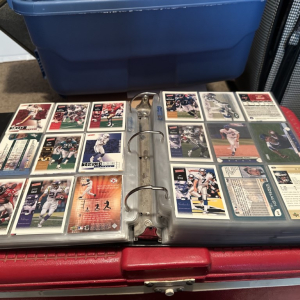 BaseballFootballTradingCards24Medium