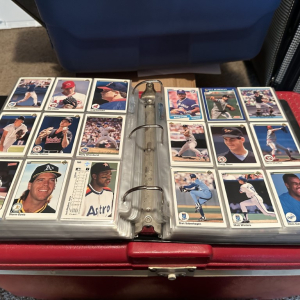 BaseballFootballTradingCards26Medium